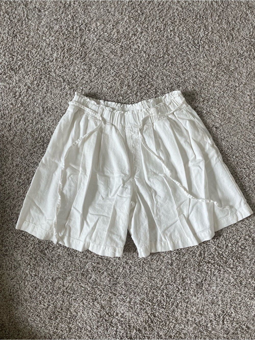 Universal Thread White Elastic-Waist Tie Linen Shorts